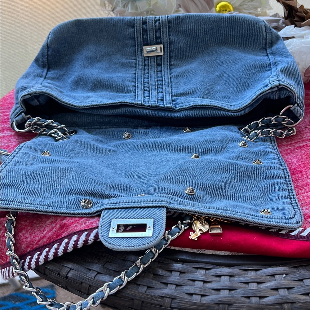 Custom Denim Chain Strap Bag - Picture 4 of 7